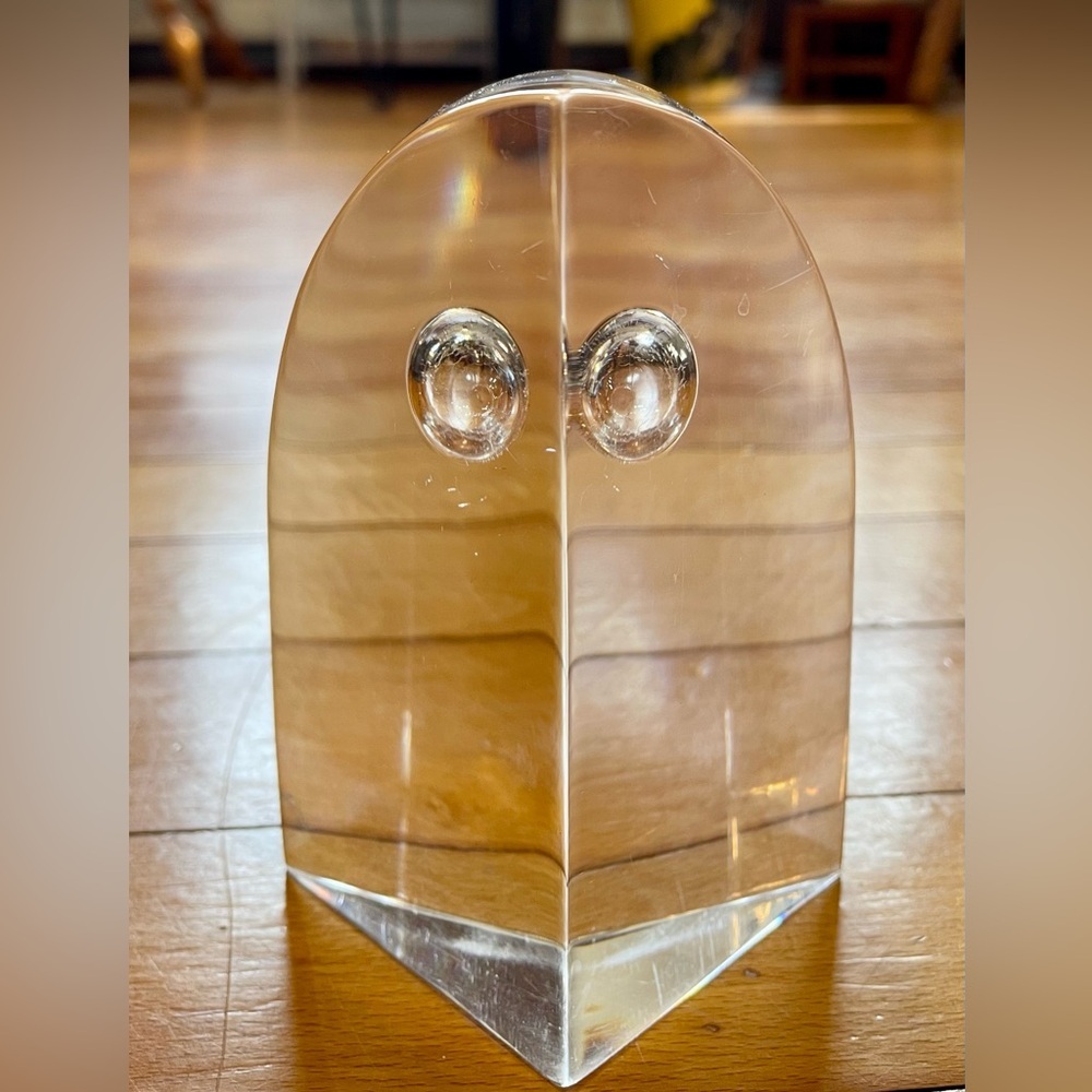 Stylized owl figure, lucite, mid-century, unique design, no flaws